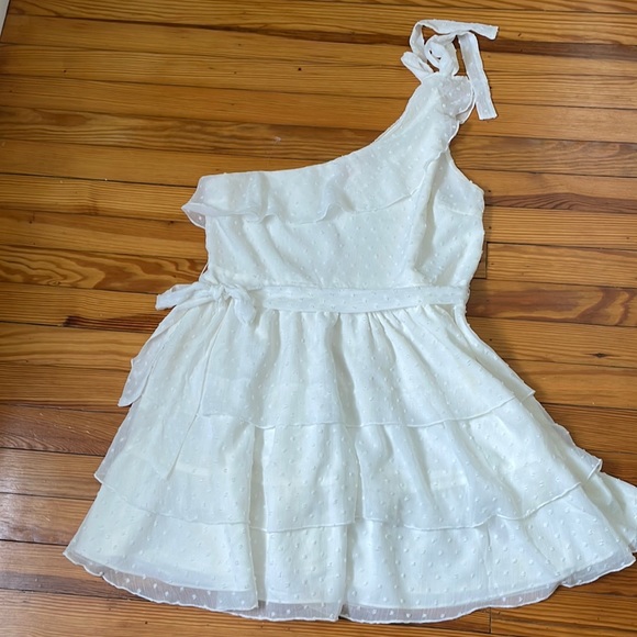 Showpo. Dresses & Skirts - NWOT dress